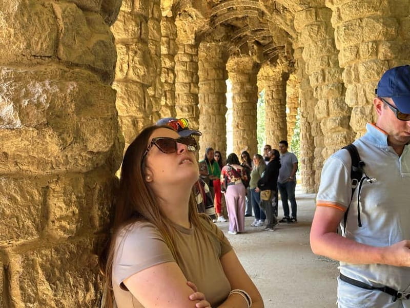 Sagrada Família & Park Güell Guided Tour with Transportation - The value of skipping the queues