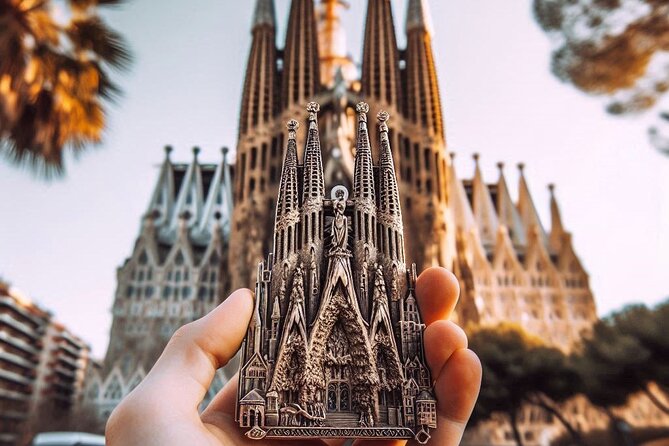 Sagrada Família Private Guided Tour and Entry in Barcelona - Why a private Sagrada Família visit can be worth it