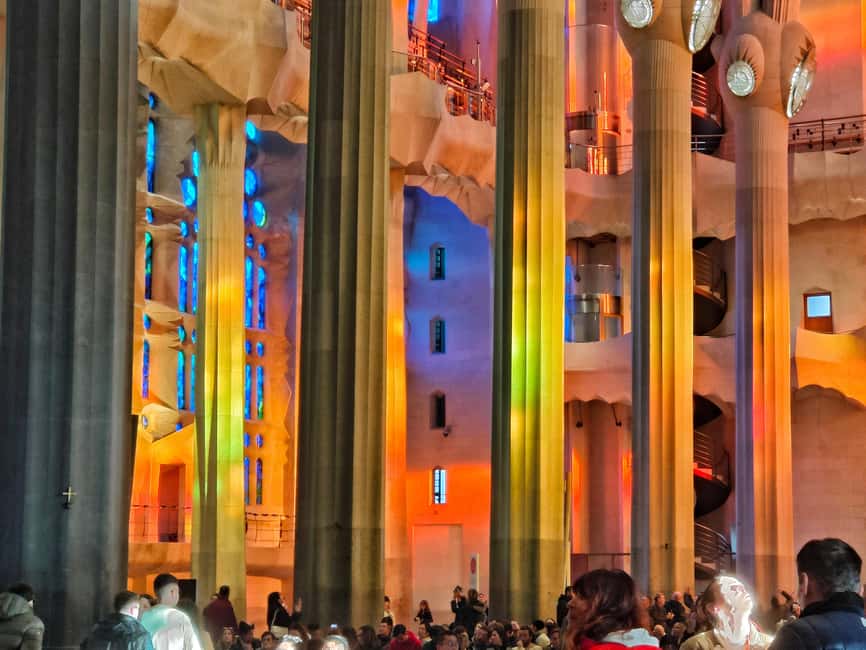 Sagrada Familia Private/Small Group Tour with an architect - Meeting at the Nativity Facade