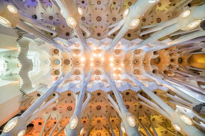 Sagrada Familia Skip the Line Ticket with Official Guide - Entering the basilica after the timed wait