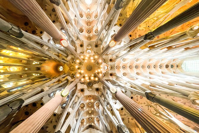 Sagrada Familia Small Group Guided Tour with Skip the Line Ticket - Is $71.35 a fair price?