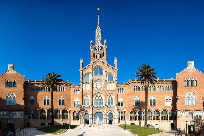 Sant Pau Recinte Modernista Entrance Ticket in Barcelona - Walking the underground tunnels