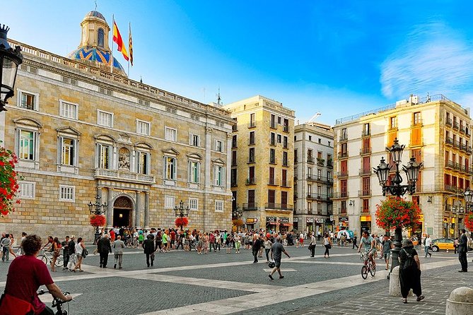 Self-Guided Audio Tour - Legends of the Gothic Quarter - Barcelona Cathedral and the Gothic heart of the city