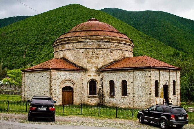 Sheki is a harmony of nature and architecture ( All inclusive ) - Starting at the Juma Mosque