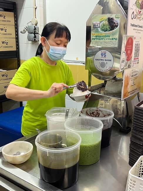 Singapore: Architecture and Food Tour with Tastings - Key Points at a Glance