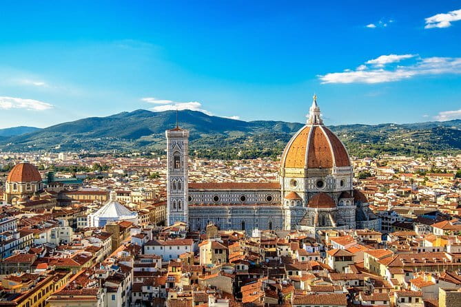 Skip the Line: Florence Duomo Tour & Brunelleschi Dome Climb - Inside Santa Maria del Fiore with a local guide