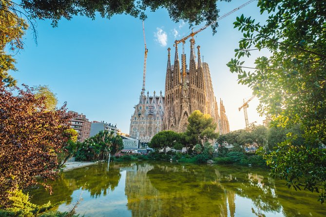 Skip The Line Sagrada Familia Small Group Tour - The important concern: dependable operation