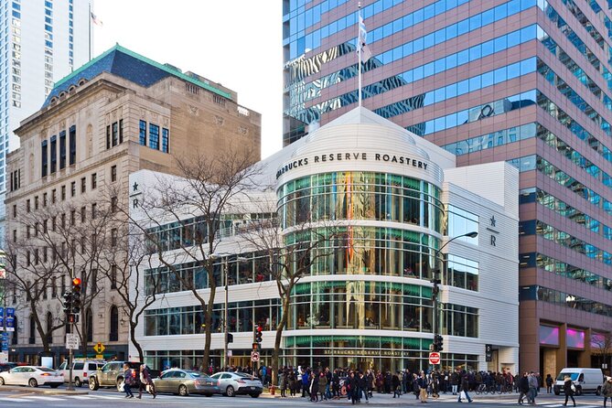 Small Group History And Architecture Walking Tour of Chicago - Coffee and a pause at Starbucks Reserve Roastery