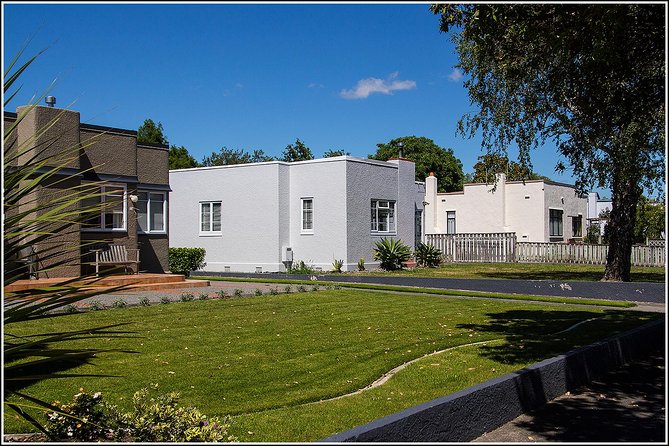 Small group - Napier City & Art Deco Tour, 2 hours - The National Tobacco Company Building