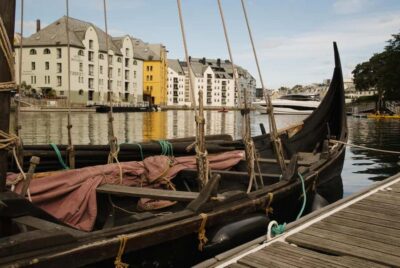 Small Group Tour in Ålesund: Art Nouveau, Sea Views & Insider Tips