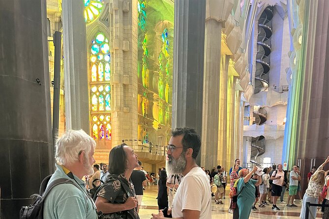 Small Group Tour in Barcelona Sagrada Familia with Tickets - Why This Sagrada Familia Tour Is Different