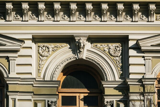 Tbilisi Architectural Tour Explore Iconic Landmarks and Culture - Why this Tbilisi walk feels different