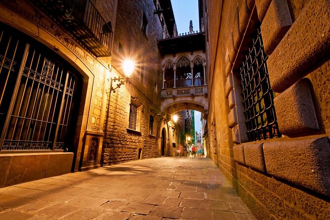 The Gothic Trail – Ghosts of Barcelona Exploration Game - Squares, landmarks, and a basilica along the route