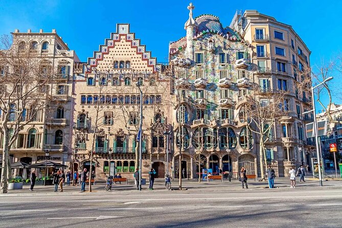 The wonders of architecture 2 hours on foot in Barcelona - Barcelona Cathedral and the medieval starting point