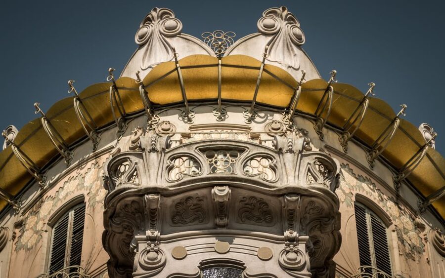 Turin: Art Nouveau Walking Tour with Coffee - Meeting at Principi d’Acaja Metro