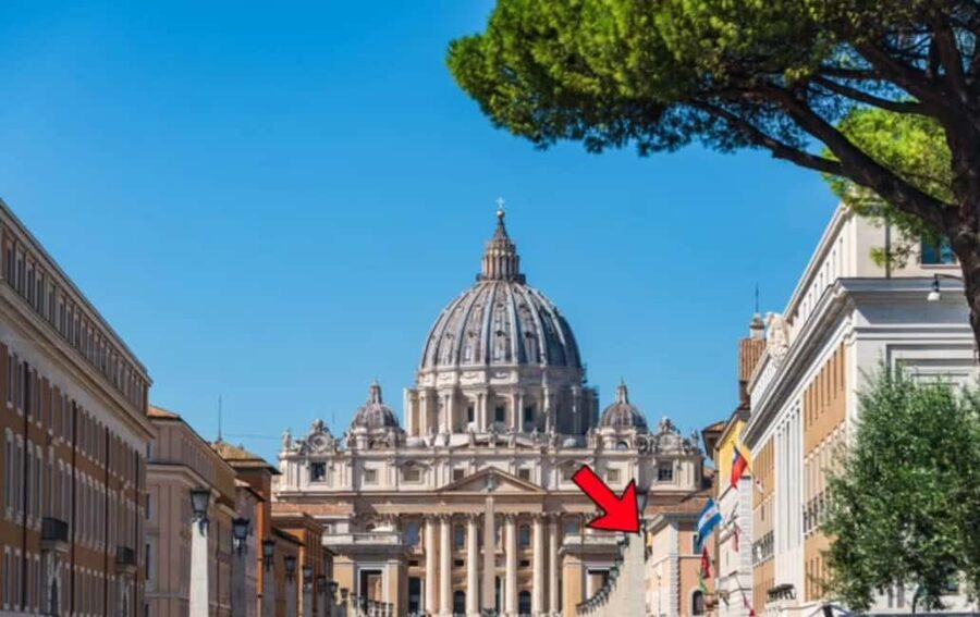 Vatican: Exclusive Baroque Evening With Aperitivo & Dinner - Practical details that affect the value