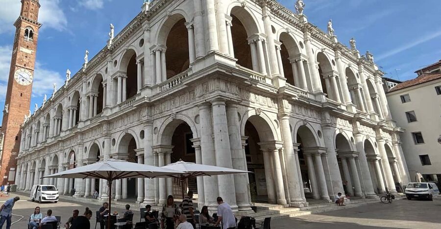 Vicenza: discovering the city of Palladio by e-bike - How the price compares with the experience