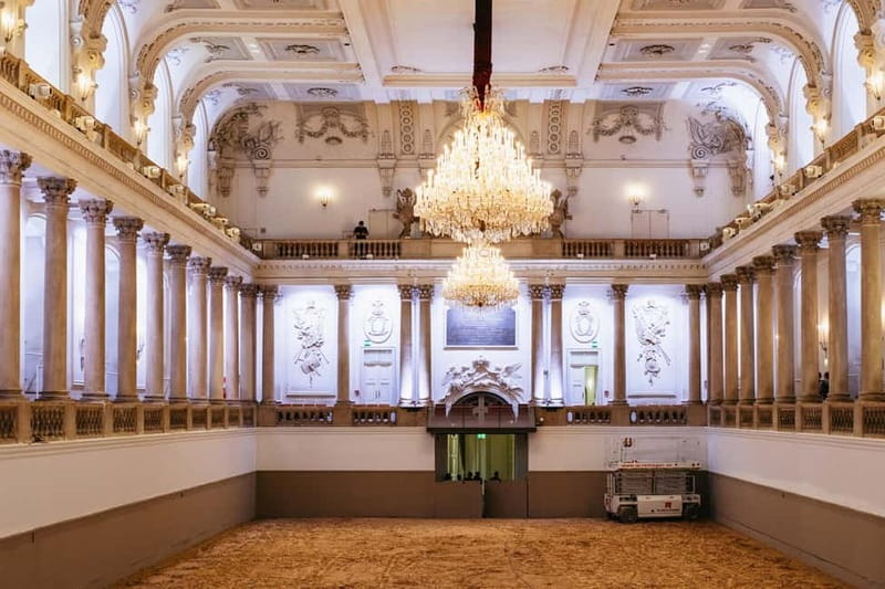 Vienna: Spanish Riding School Guided Architectural Tour - Climbing into the original roof structure