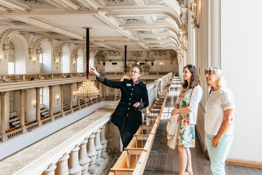 Vienna: Spanish Riding School Guided Architectural Tour - What $30 gets you