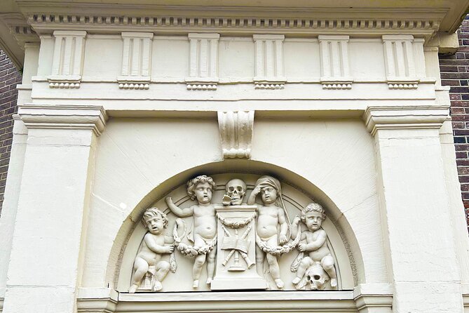 Walking Tour about Golden Age Architecture, private local guide - Key points at a glance