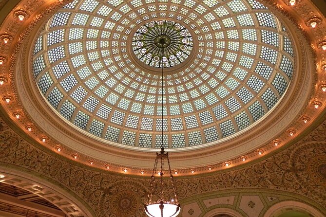 Walking Tour: Chicago's Loop - Home of the Modern Skyscraper - A pause at Revival Food Hall