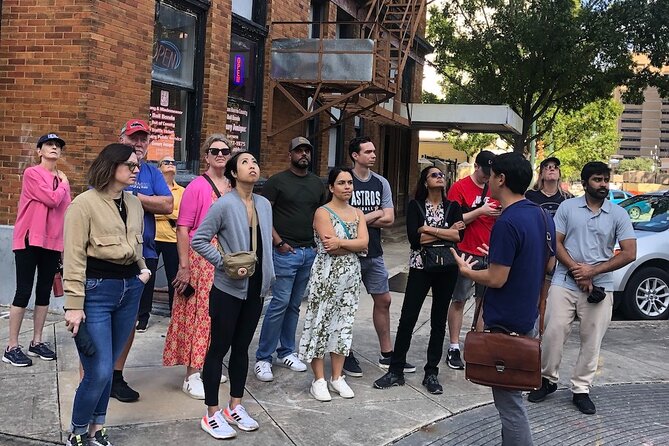 Walking Tour of Houston: History, Architecture, Street Art - City Hall and Hermann Square