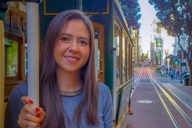 Walking Tour of Nob Hill - Cable Cars, Luxury Hotels, French-Gothic Cathedral - Starting at the Embarcadero with a cable car ride
