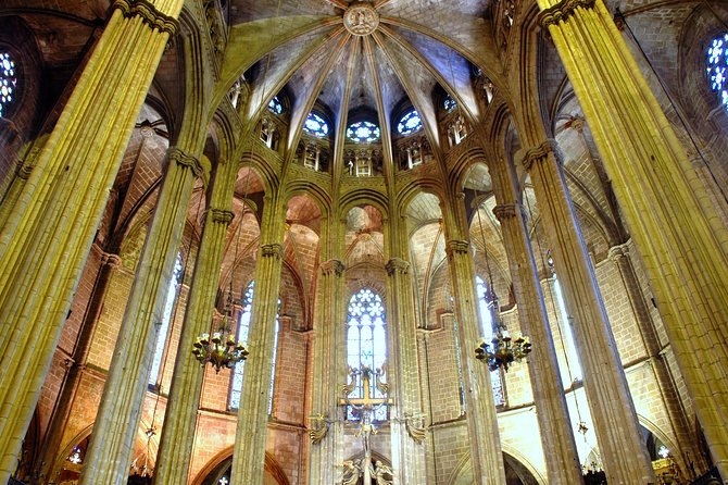 Walking tour of the Gothic Quarter of Barcelona + Cathedral - Starting at Plaça de l’Àngel