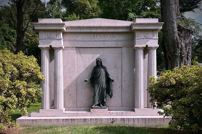 Woodlawn Cemetery: A Self-Guided Audio Tour of Gilded Age Art and Architecture - Key points at a glance